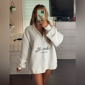 White Fox waffle sweatshirt